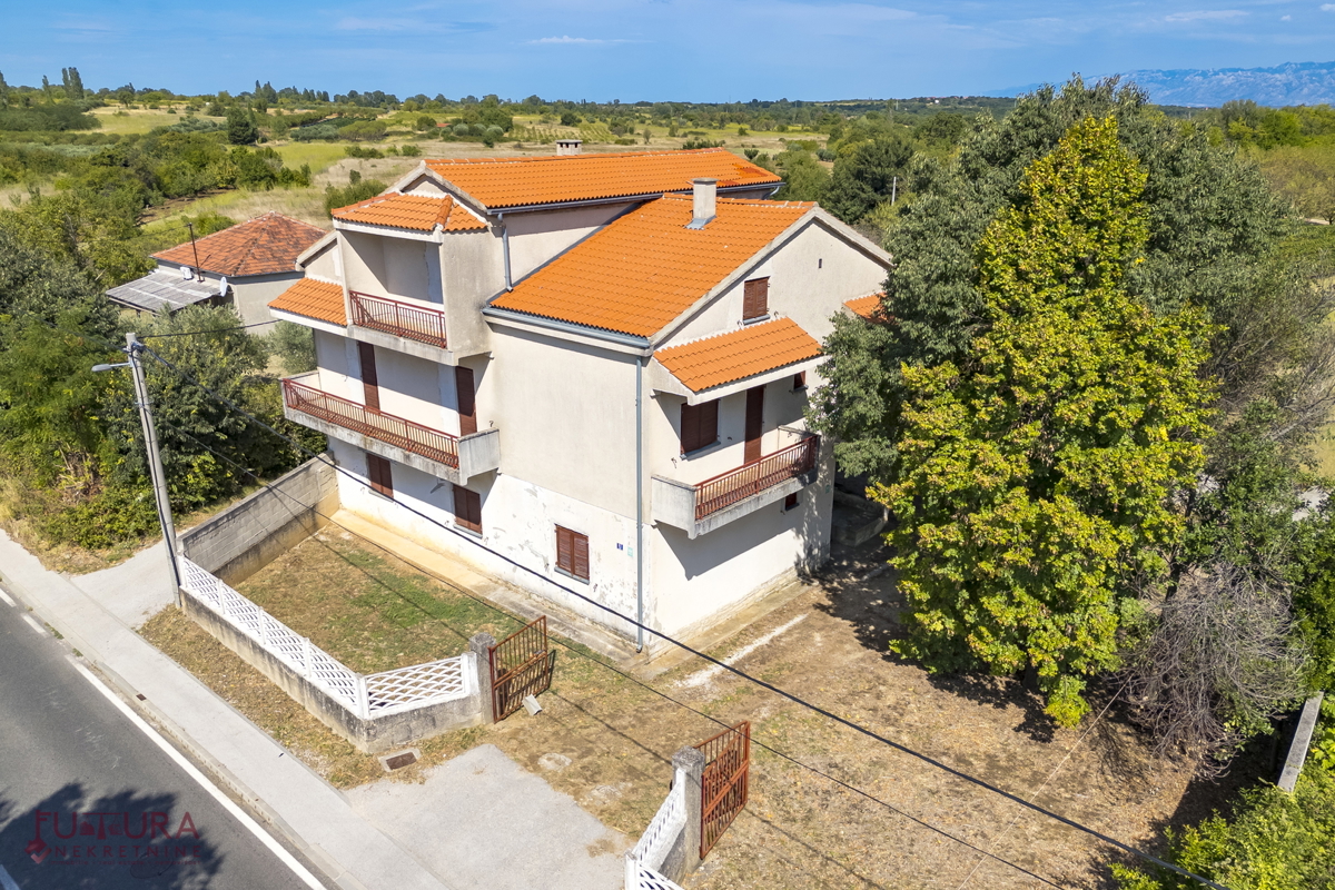 House For sale - ZADARSKA BENKOVAC