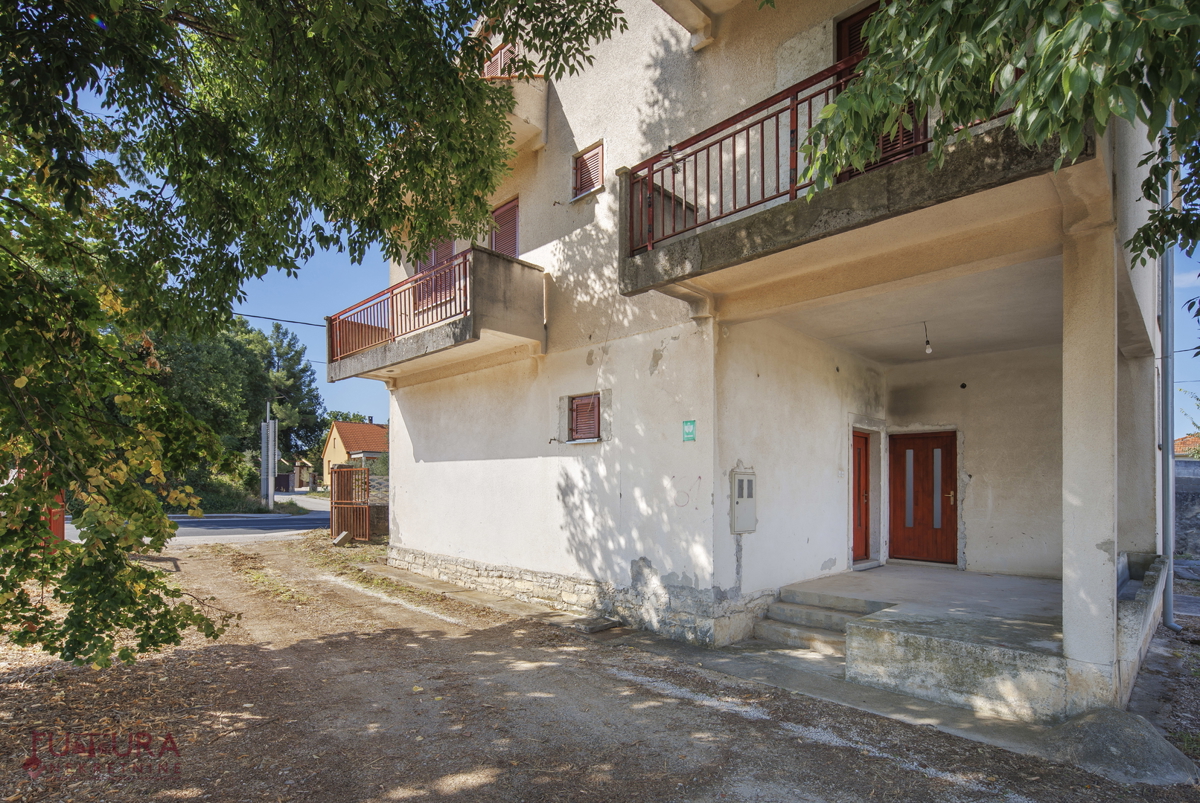 House For sale - ZADARSKA BENKOVAC