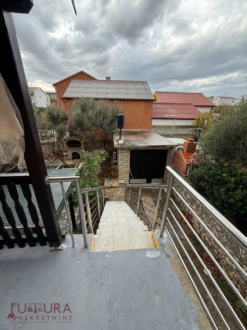 Flat For sale - ZADARSKA RAŽANAC