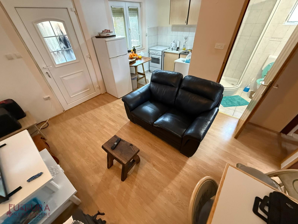 Flat For sale - ZADARSKA RAŽANAC