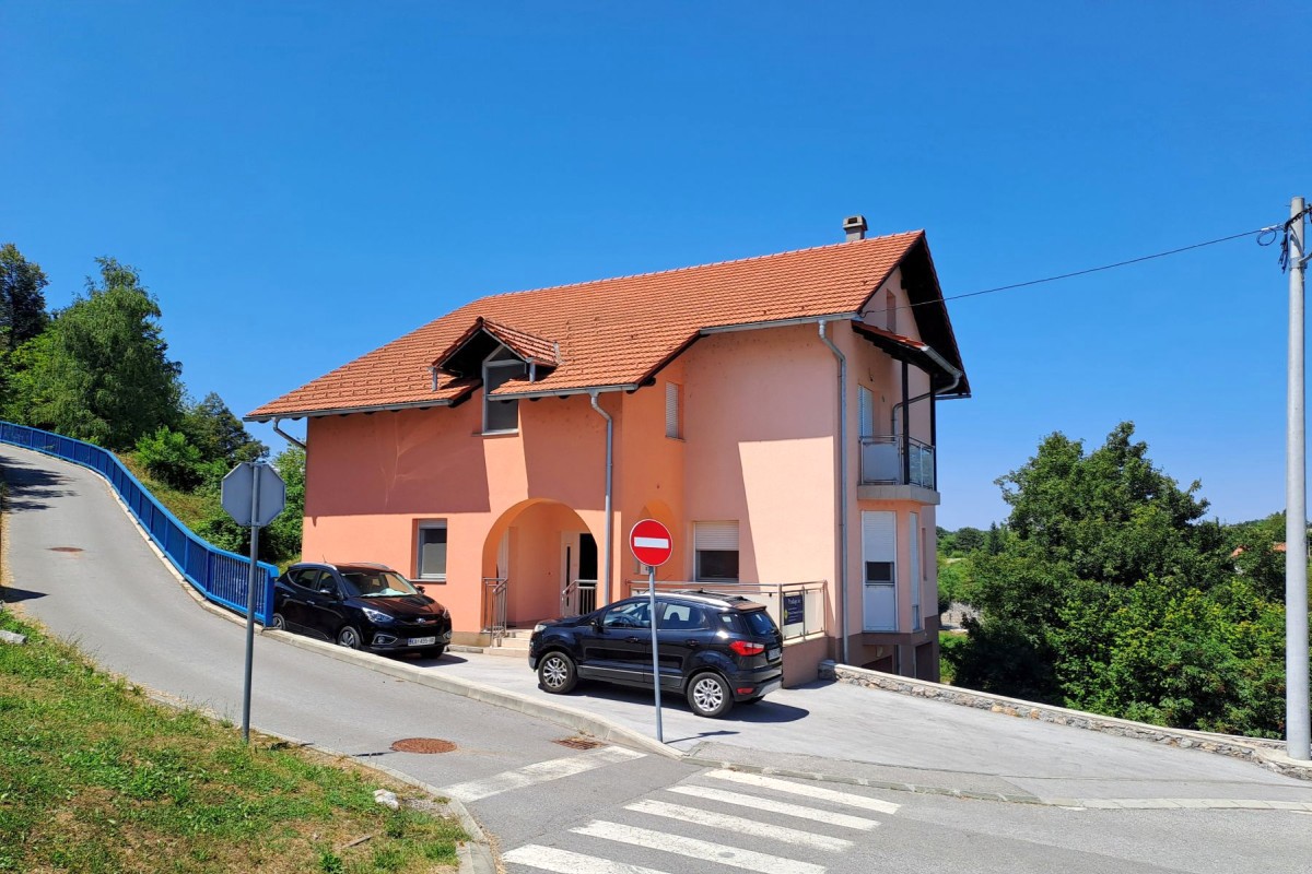 Casa In vendita - Ličko-senjska Plitvička Jezera - foto 1/13
