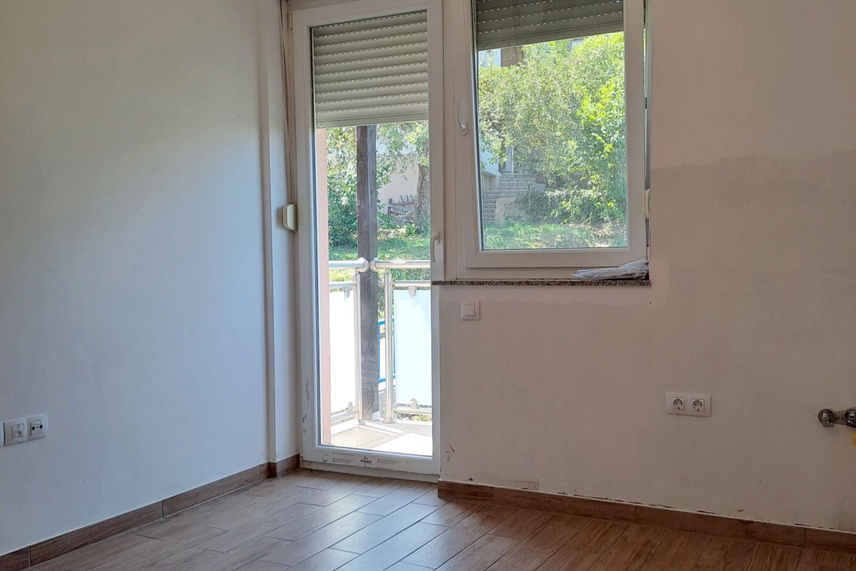 Casa In vendita - LIČKO-SENJSKA PLITVIČKA JEZERA