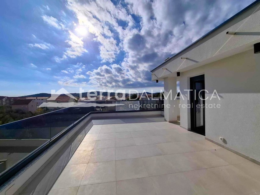 Casa In vendita - šibensko-kninska Vodice - foto 1/11
