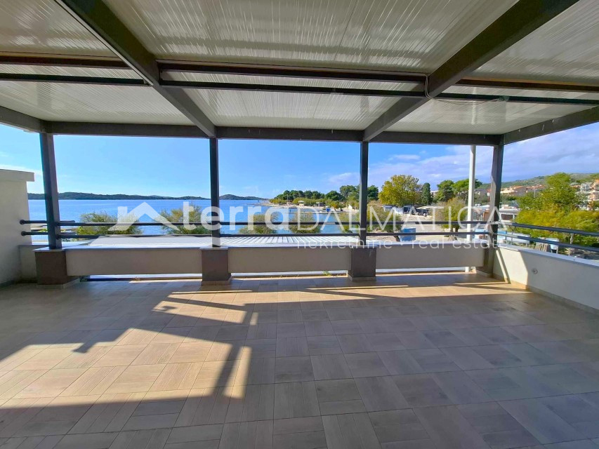Gewerbefläche Zu verkaufen - ŠIBENSKO-KNINSKA VODICE