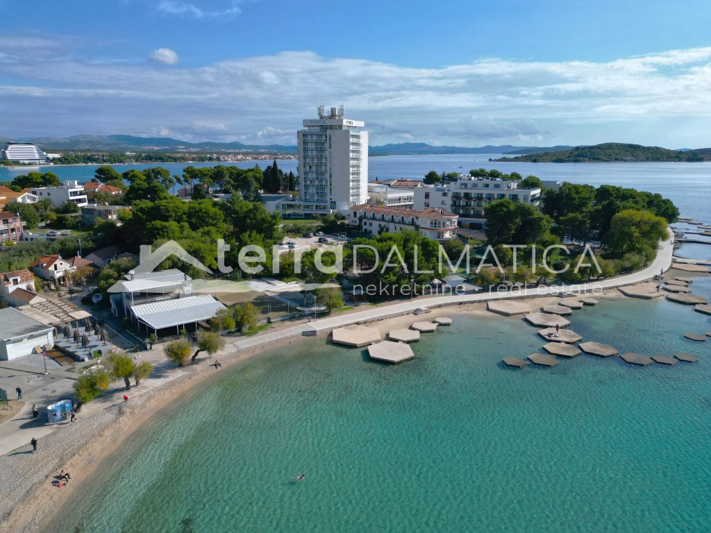Gewerbefläche Zu verkaufen - ŠIBENSKO-KNINSKA VODICE