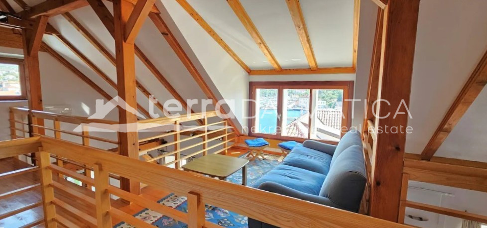House For sale - SPLITSKO-DALMATINSKA BRAČ