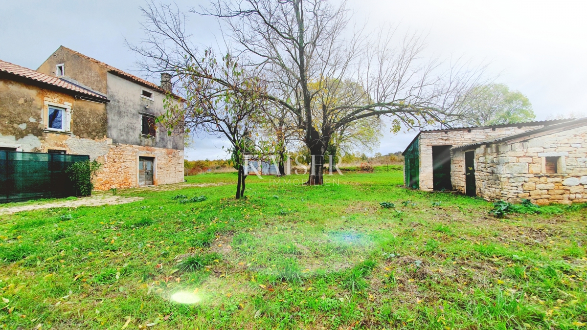 House For sale - Istarska Višnjan - foto 1/10
