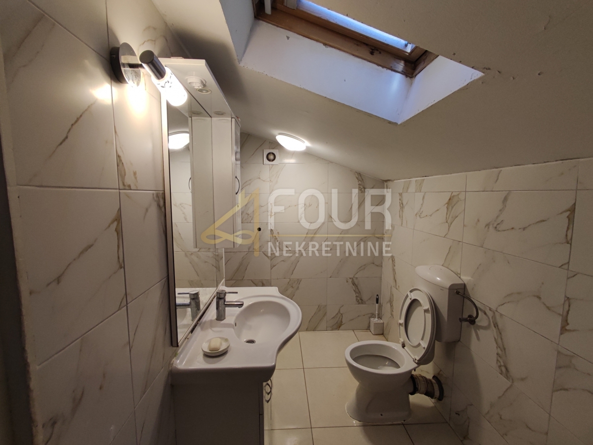 Maison À vendre - PRIMORSKO-GORANSKA KOSTRENA