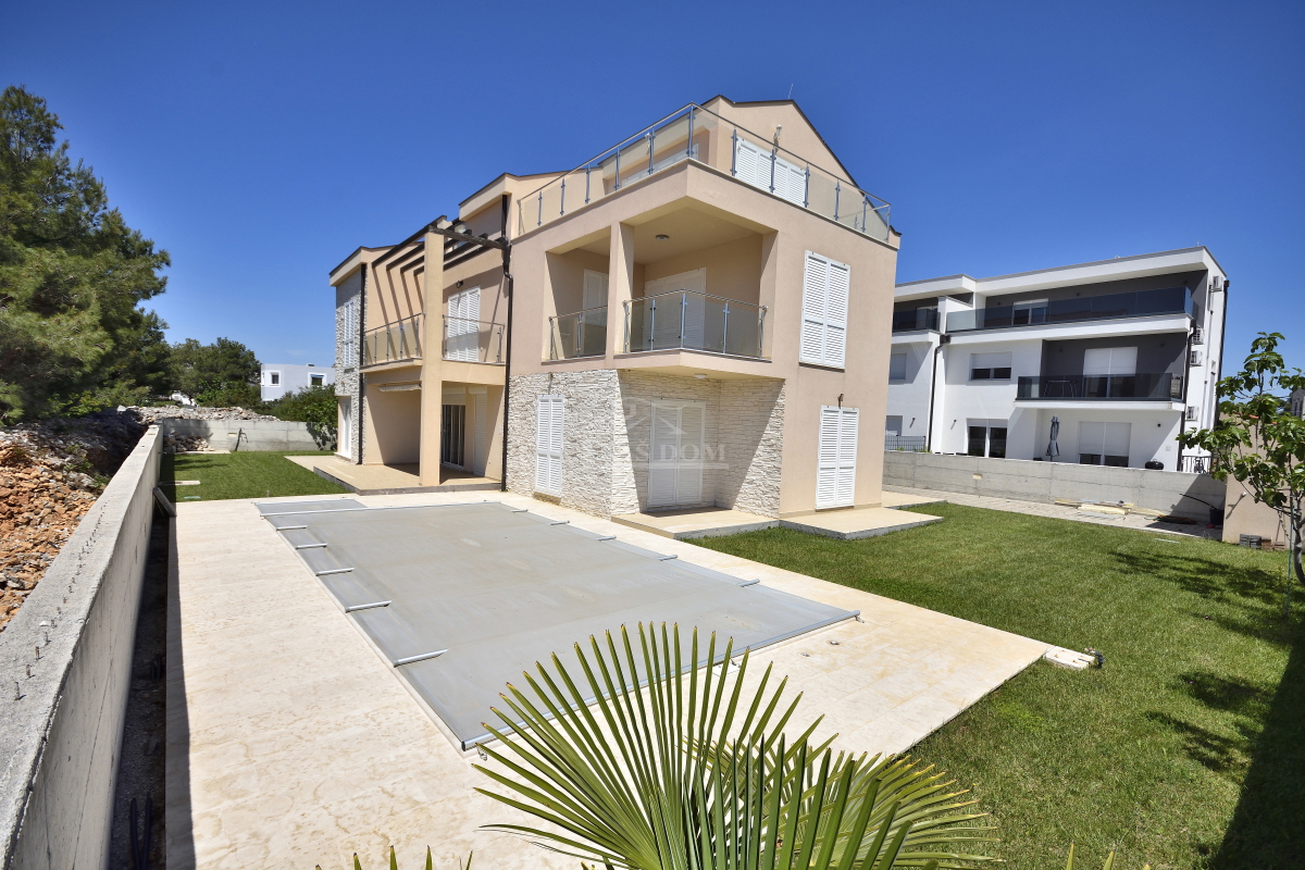 Kuća Na prodaju - ŠIBENSKO-KNINSKA VODICE