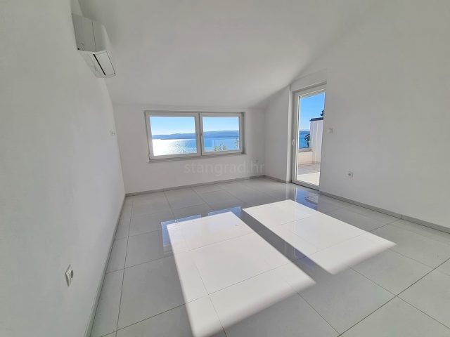 Stan Na prodaju - Primorsko-goranska Crikvenica - foto 2/29