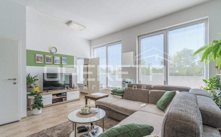 Apartmán na predaj 160 m² – Novigrad