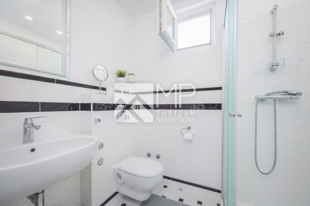 House For sale - ISTARSKA MEDULIN