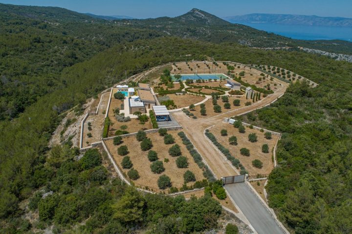 Dom na predaj 400 m² – Hvar