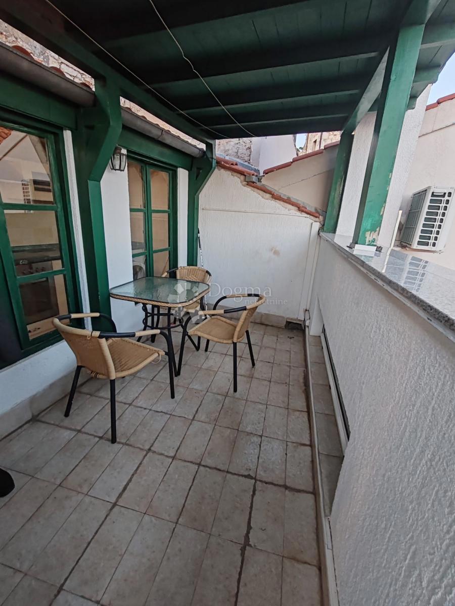Kuća Na prodaju - ŠIBENSKO-KNINSKA ŠIBENIK