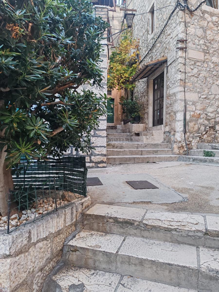 Kuća Na prodaju - ŠIBENSKO-KNINSKA ŠIBENIK