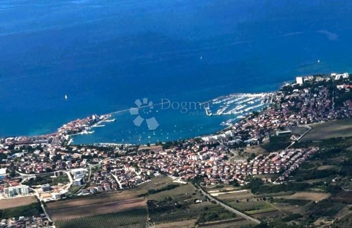 Terreno in vendita 2508 m² – Umag