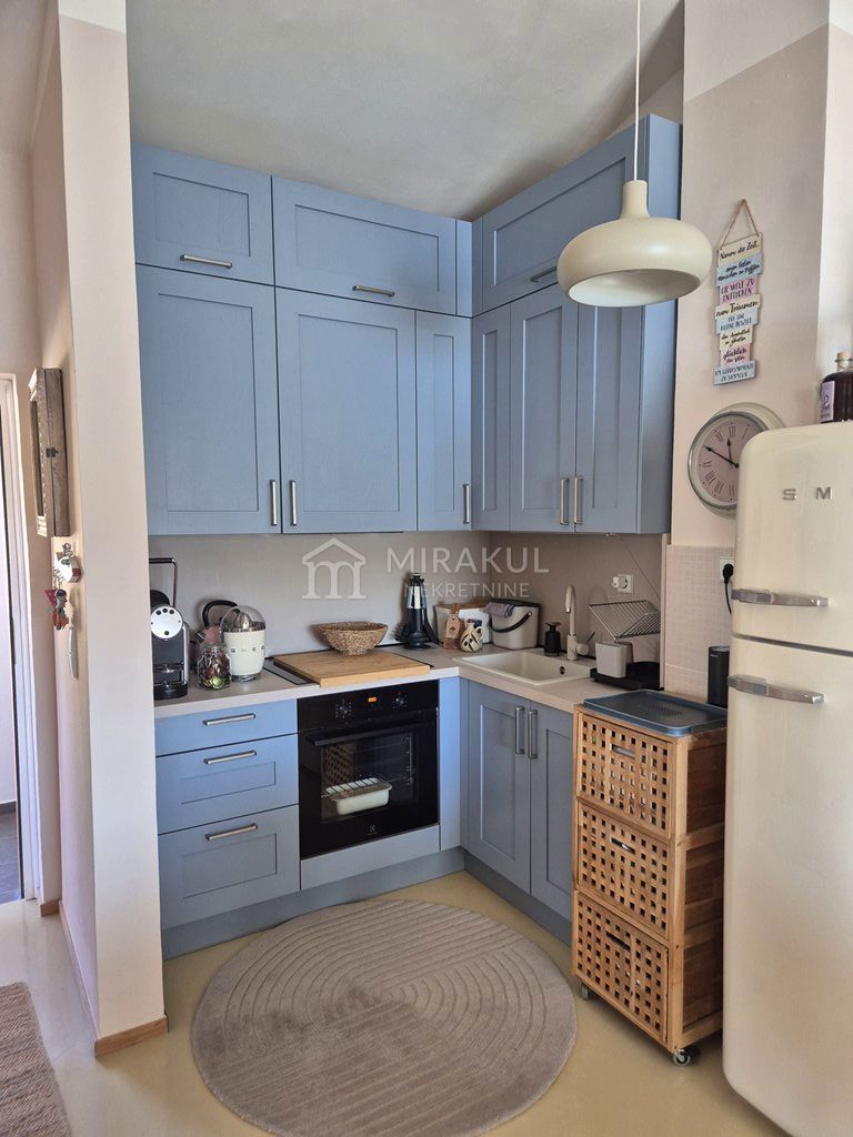 Apartma Na predaj - ŠIBENSKO-KNINSKA MURTER
