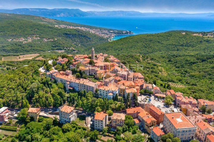 Stan na prodaju 42 m² – Labin
