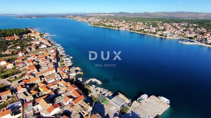 Terreno in vendita 1040 m² – Šibenik