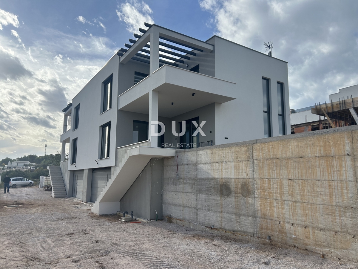 House For sale - šibensko-kninska Vodice - foto 2/20