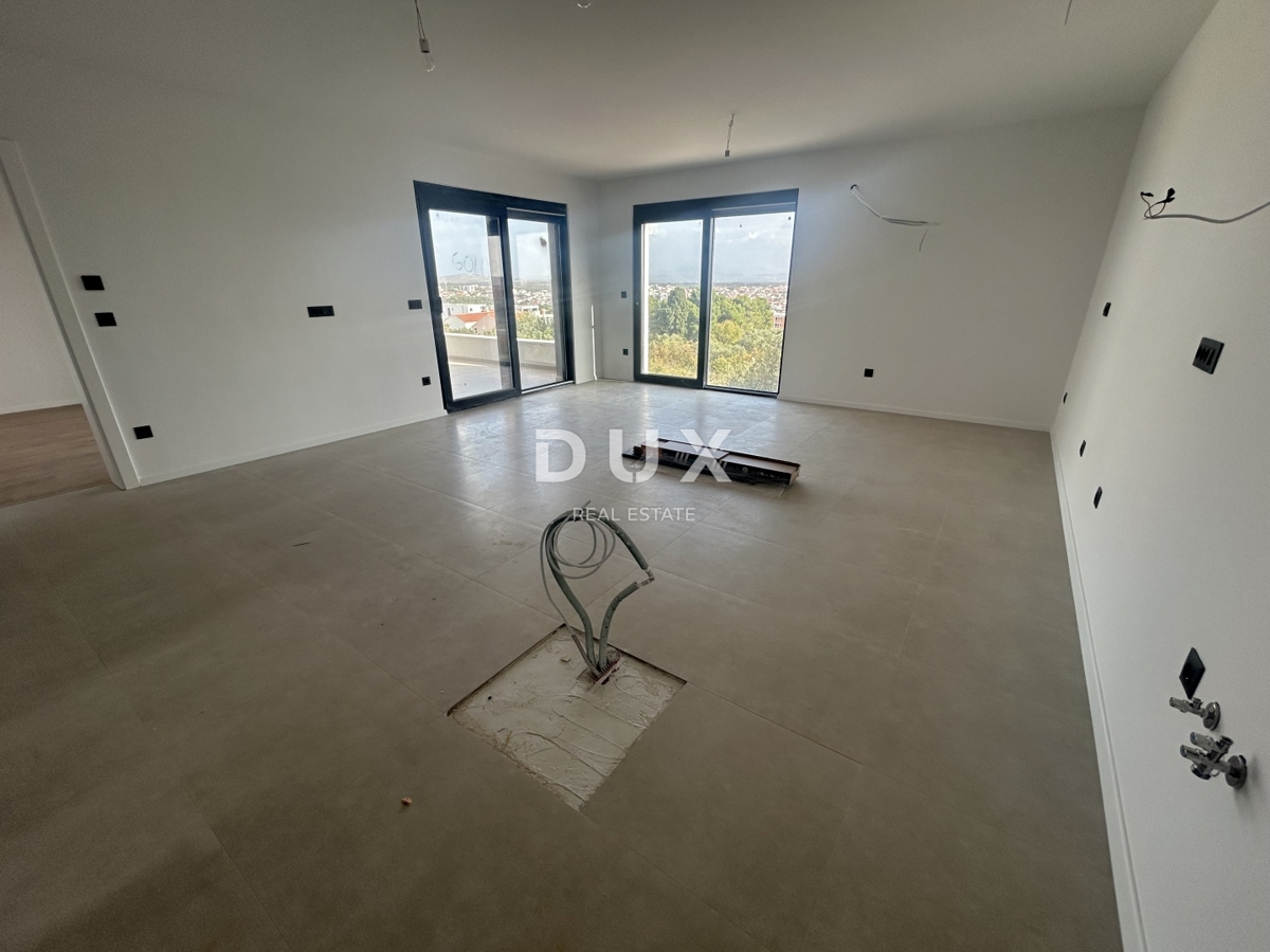 House For sale - ŠIBENSKO-KNINSKA VODICE