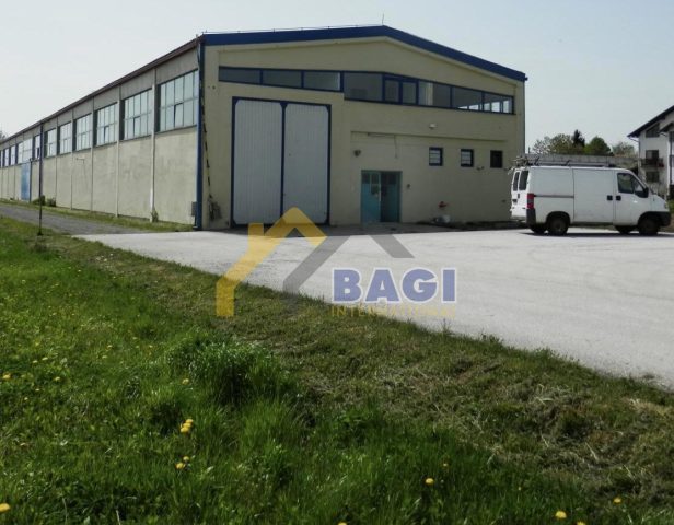 Maison à louer 900 m² – Stupnik