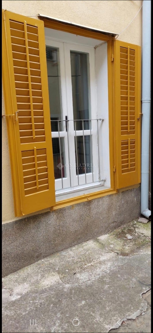Stan Na prodaju - LIČKO-SENJSKA SENJ