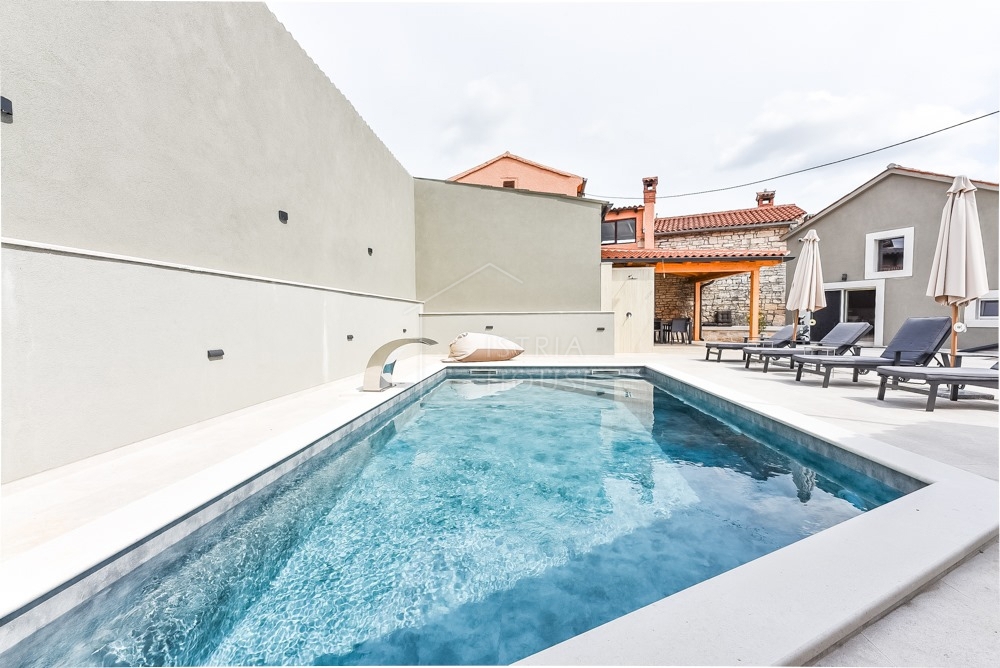 House For sale - ISTARSKA SVETVINČENAT