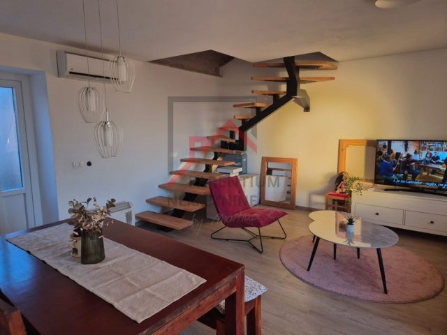 Maison à vendre 103 m² – Kaštelir