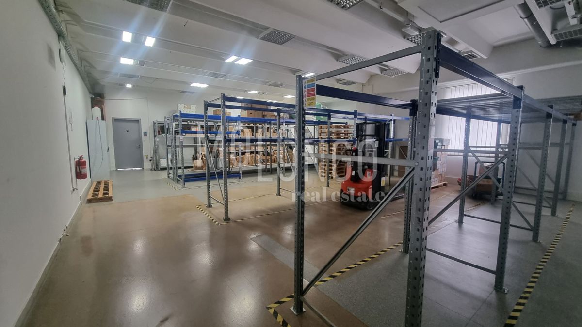 Poslovni prostor Za najam - PRIMORSKO-GORANSKA MATULJI