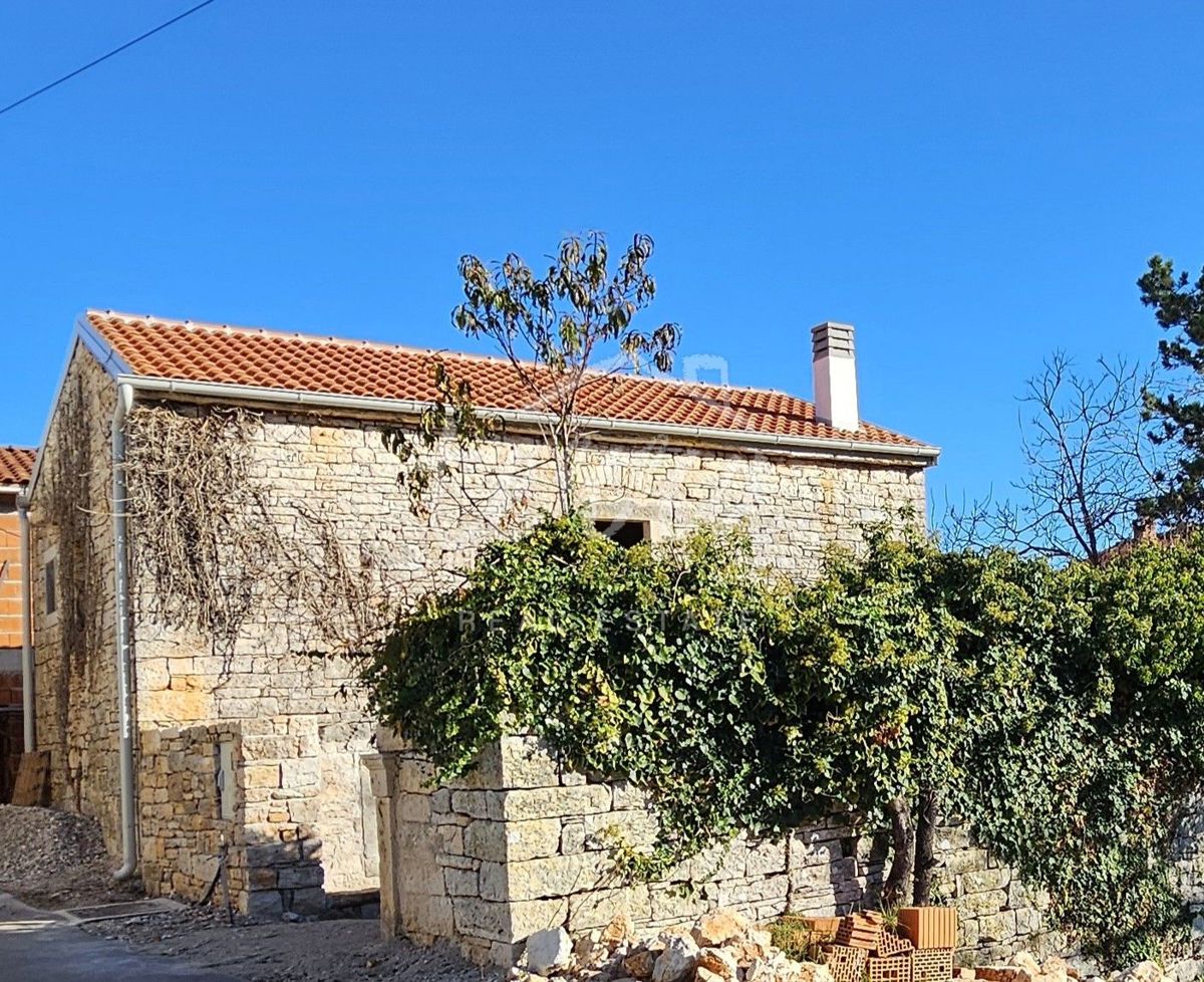 Haus Zu verkaufen - Istarska Tinjan - foto 2/31