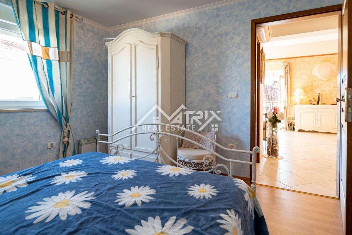 Flat For sale - ISTARSKA NOVIGRAD