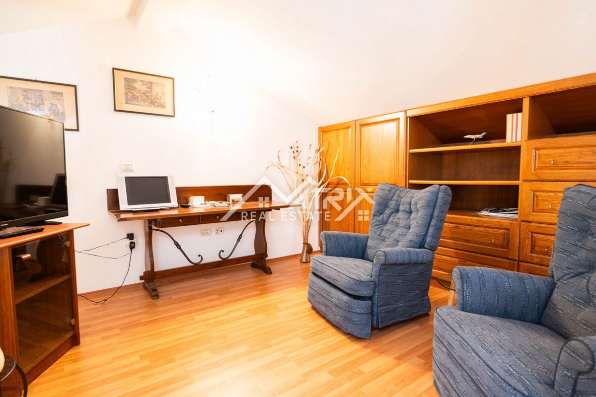 Flat For sale - ISTARSKA NOVIGRAD