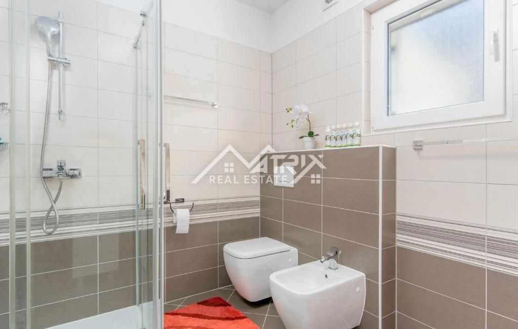 House For sale - ISTARSKA NOVIGRAD