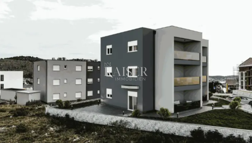 Apartment Zu verkaufen - ŠIBENSKO-KNINSKA ROGOZNICA