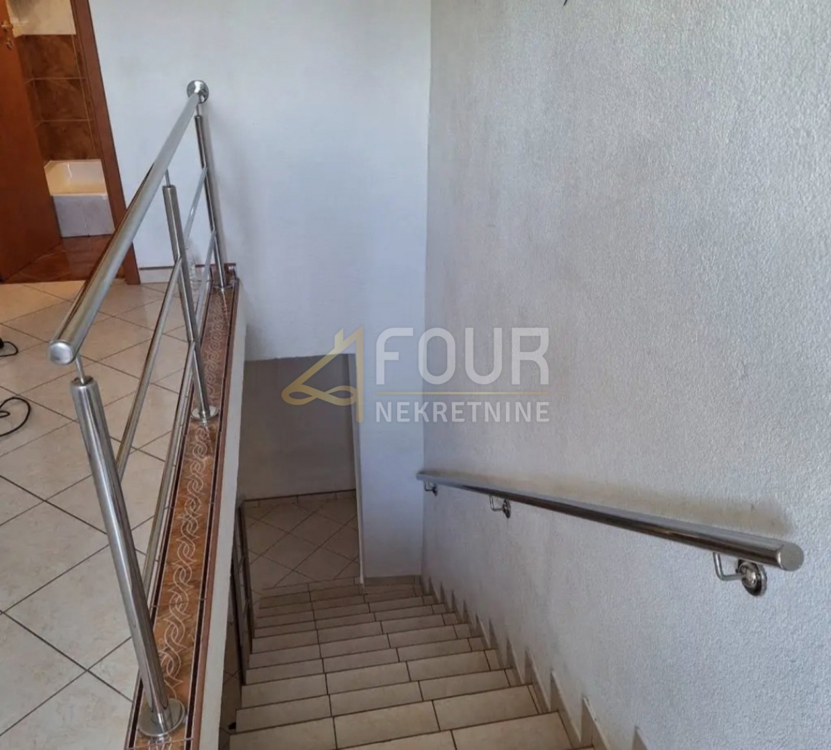 House For sale - PRIMORSKO-GORANSKA KOSTRENA