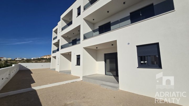 Stan Na prodaju - šibensko-kninska Vodice - foto 2/19