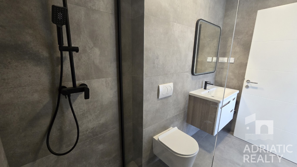 Flat For sale - ŠIBENSKO-KNINSKA VODICE