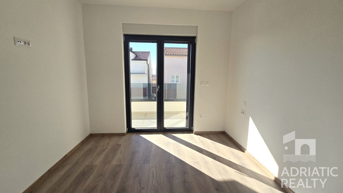 Flat For sale - ŠIBENSKO-KNINSKA VODICE