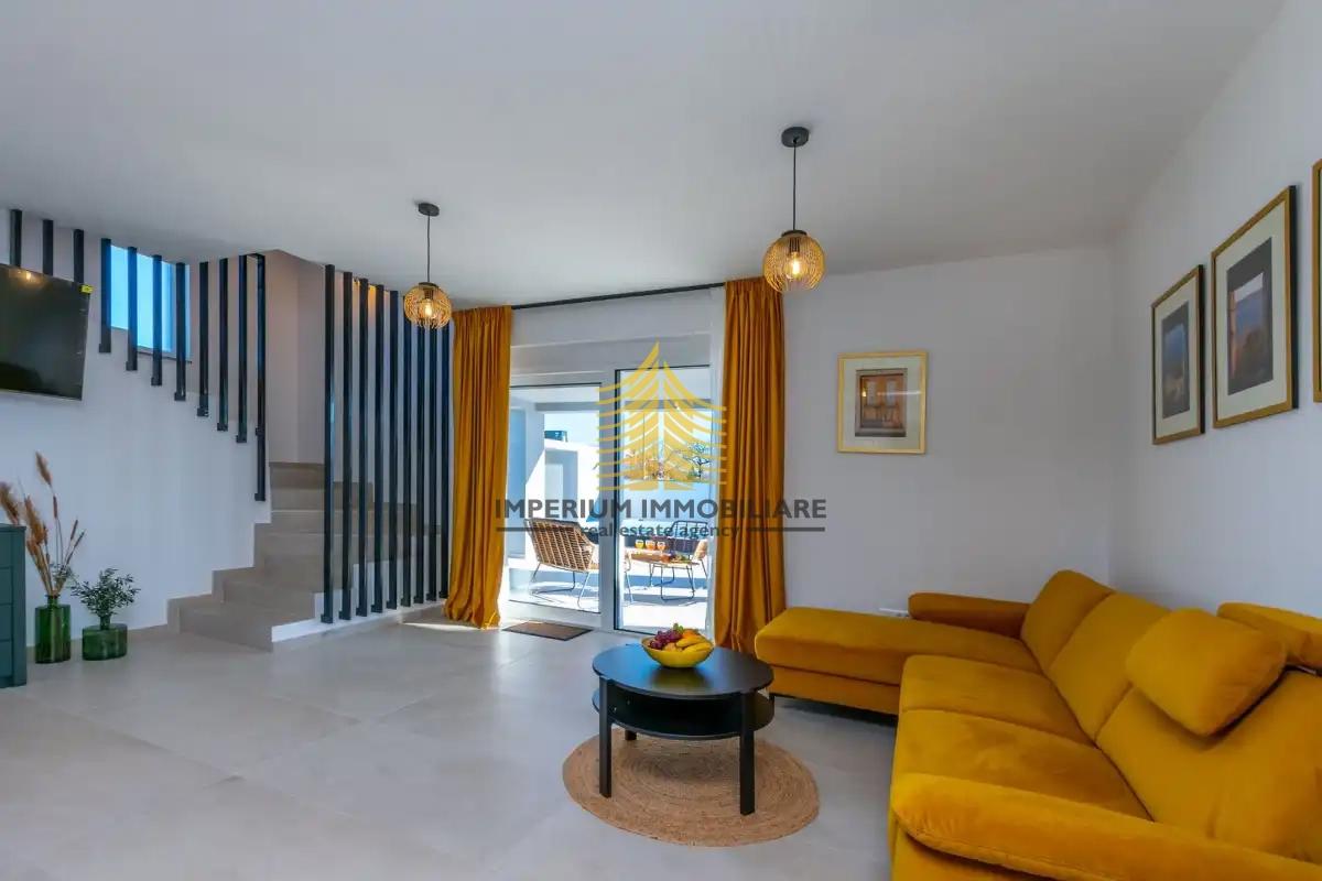 Casa In vendita - ZADARSKA POLIČNIK