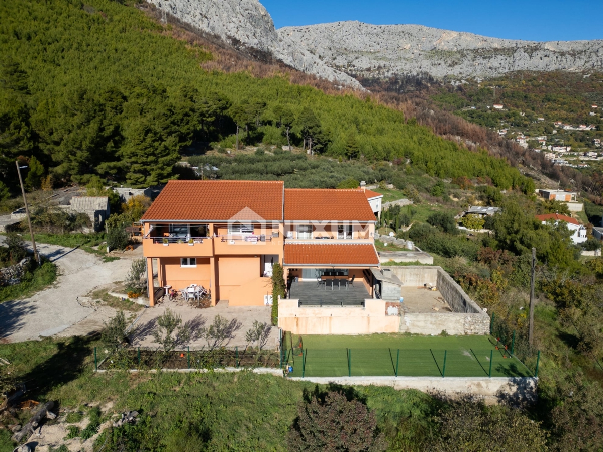 Kuća Na prodaju - SPLITSKO-DALMATINSKA SOLIN