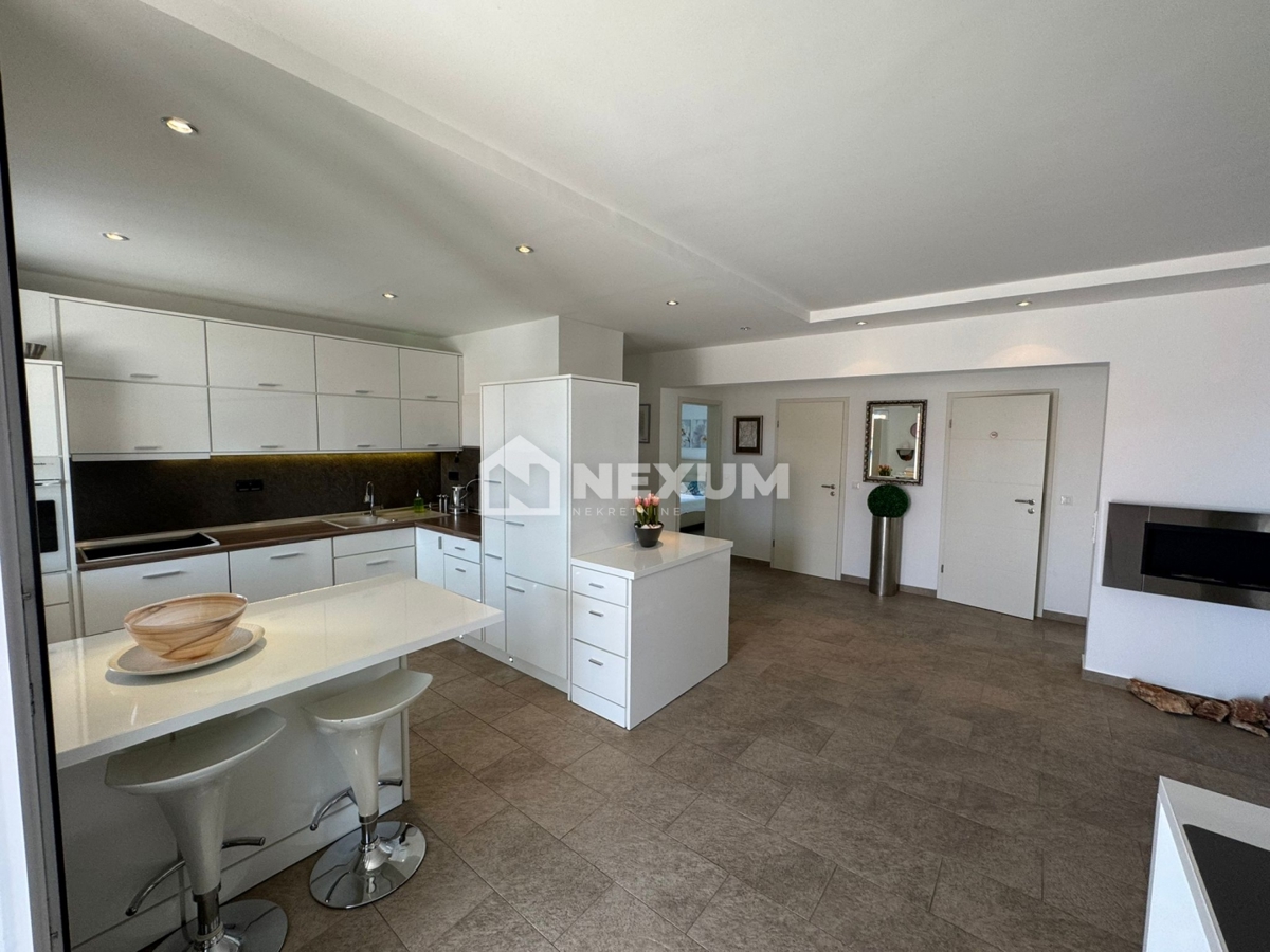 House For sale - SPLITSKO-DALMATINSKA ČIOVO