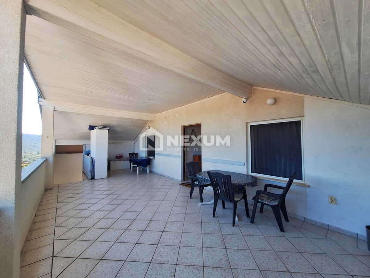 House For sale - SPLITSKO-DALMATINSKA MARINA