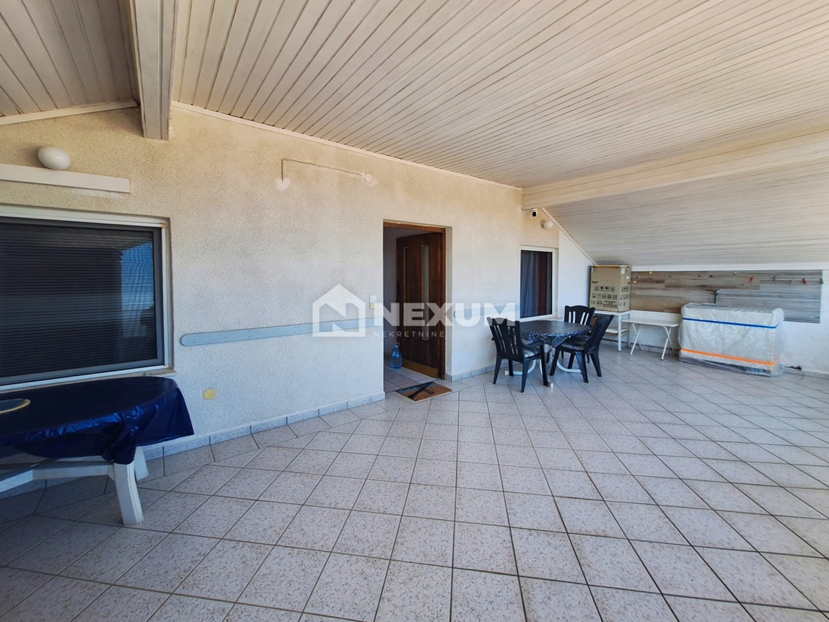 House For sale - SPLITSKO-DALMATINSKA MARINA