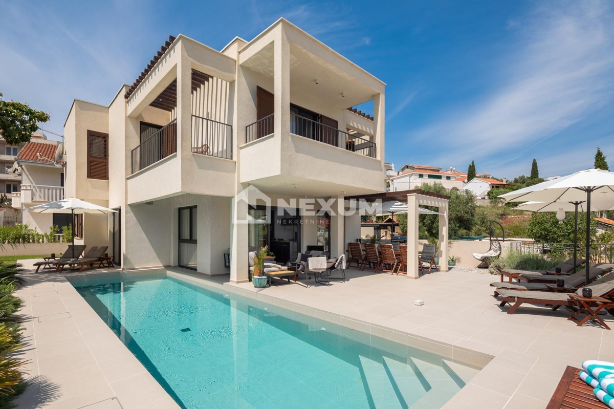Casa In vendita - SPLITSKO-DALMATINSKA ČIOVO