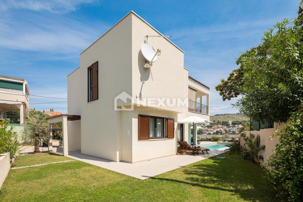 Casa In vendita - SPLITSKO-DALMATINSKA ČIOVO