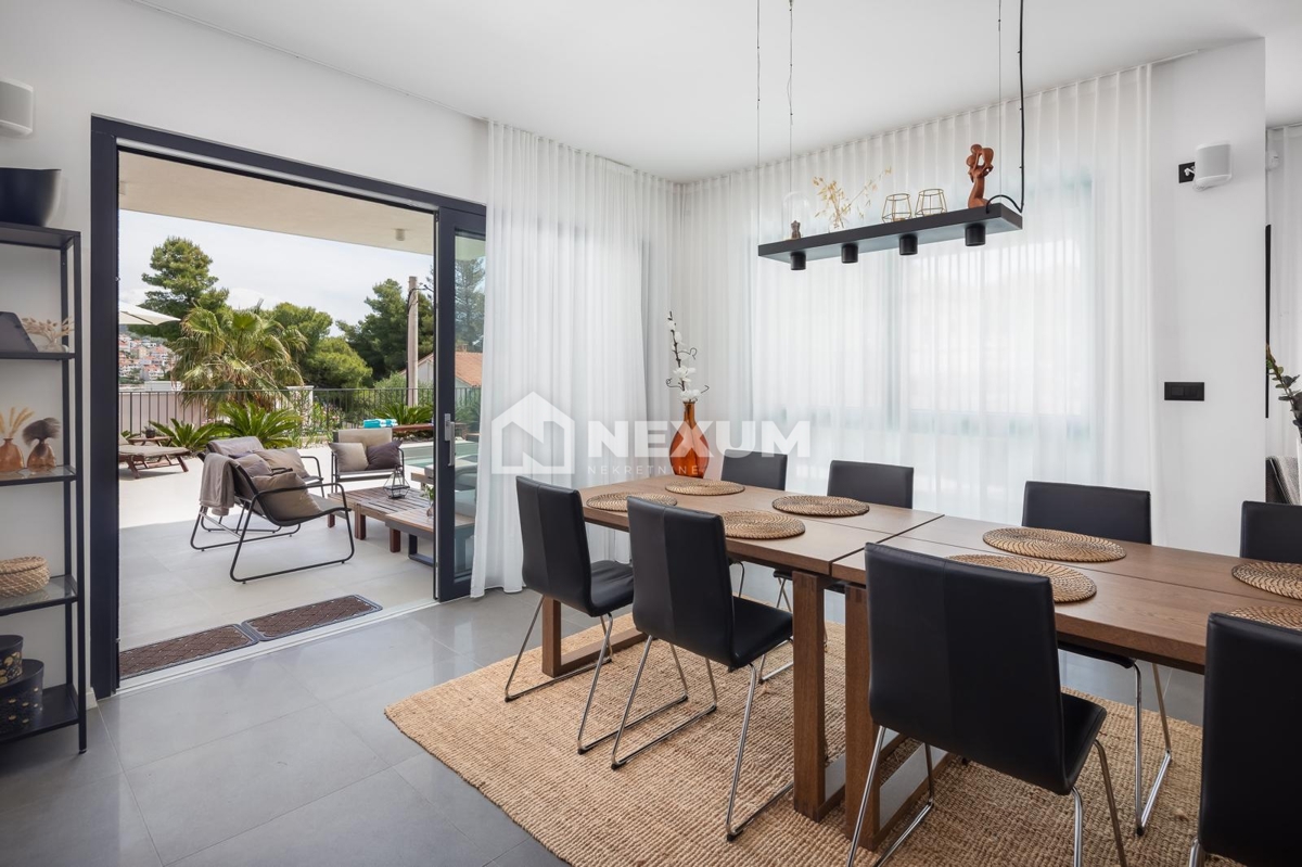 Casa In vendita - SPLITSKO-DALMATINSKA ČIOVO