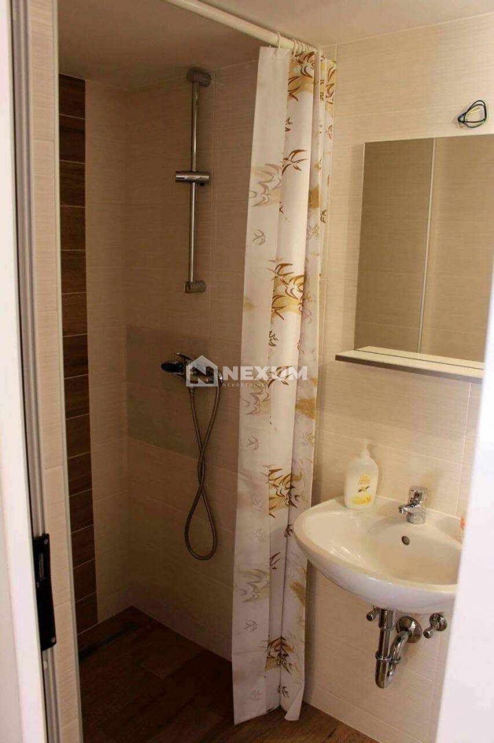 Apartment Zu verkaufen - SPLITSKO-DALMATINSKA ČIOVO