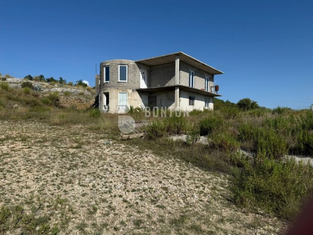 House for sale 240 m² – Ražanac