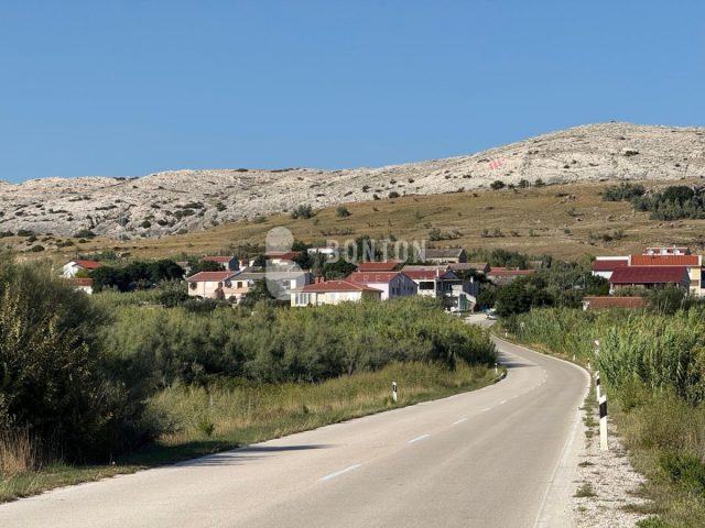 Land for sale 3366 m² – Pag